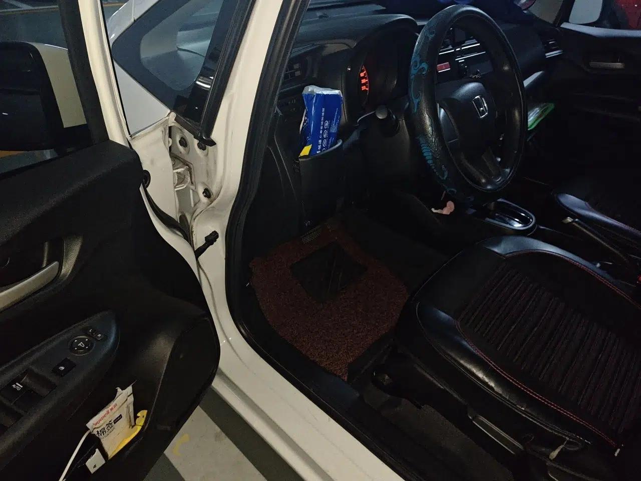 Honda Fit 2014 1.5L LX CVT Comfort Model — миниатюра 16