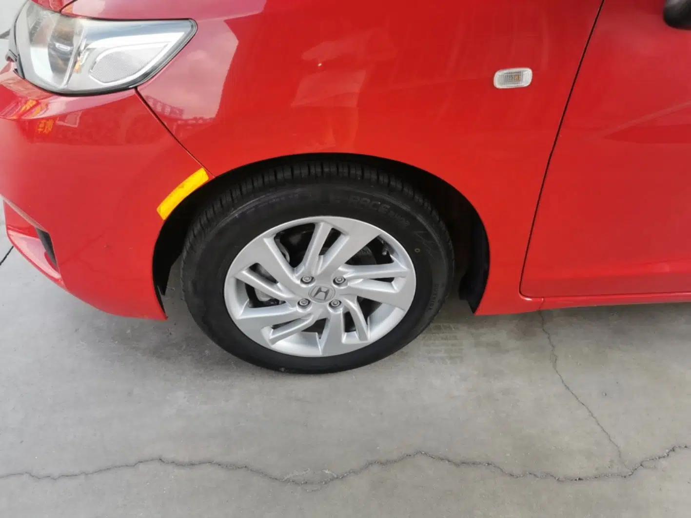 Honda Fit 2016 1.5L LX Manual Comfort Model — миниатюра 10
