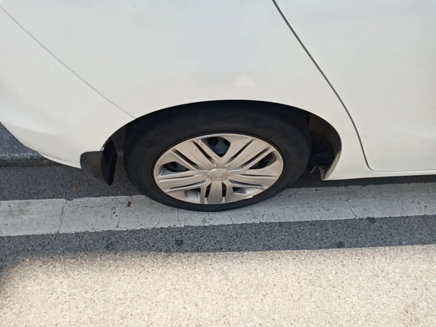 Honda Fit 2018 1.5L CVT Comfort Version — миниатюра 11