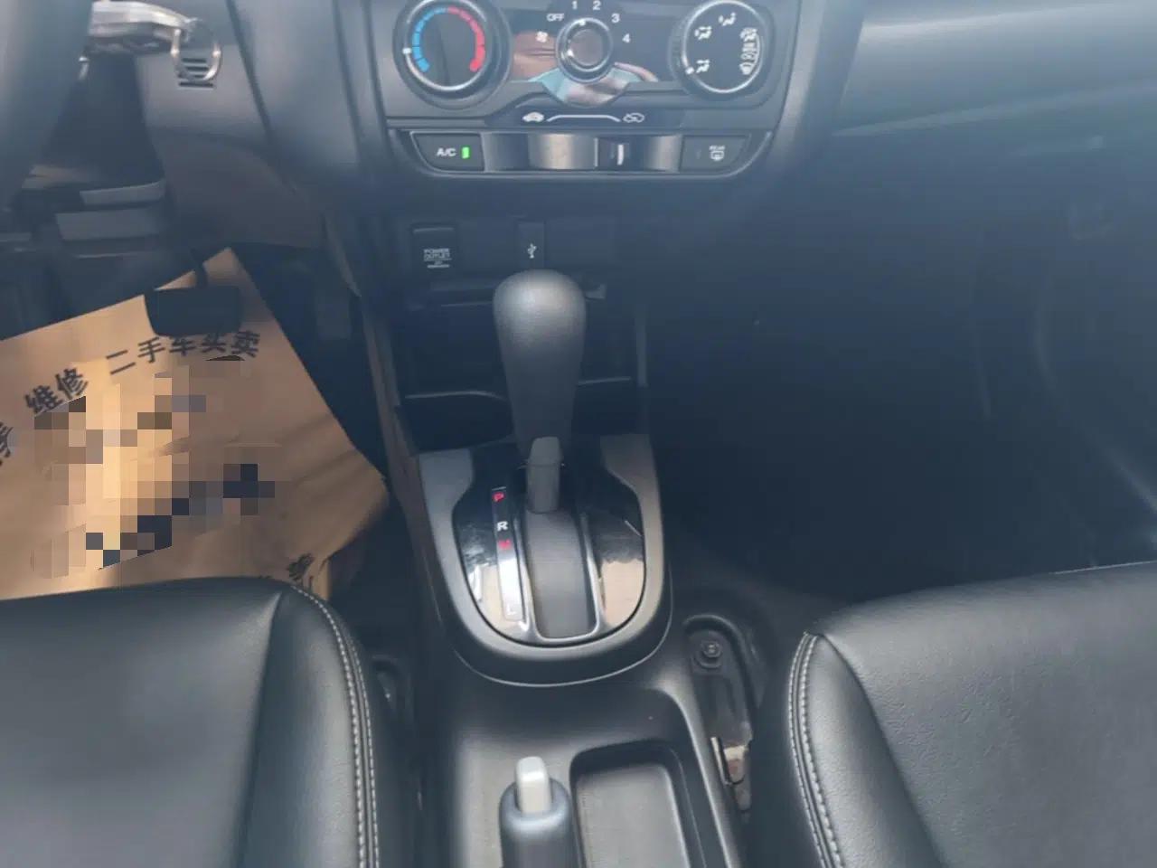 Honda Fit 2014 1.5L LX CVT Comfort Model — миниатюра 16
