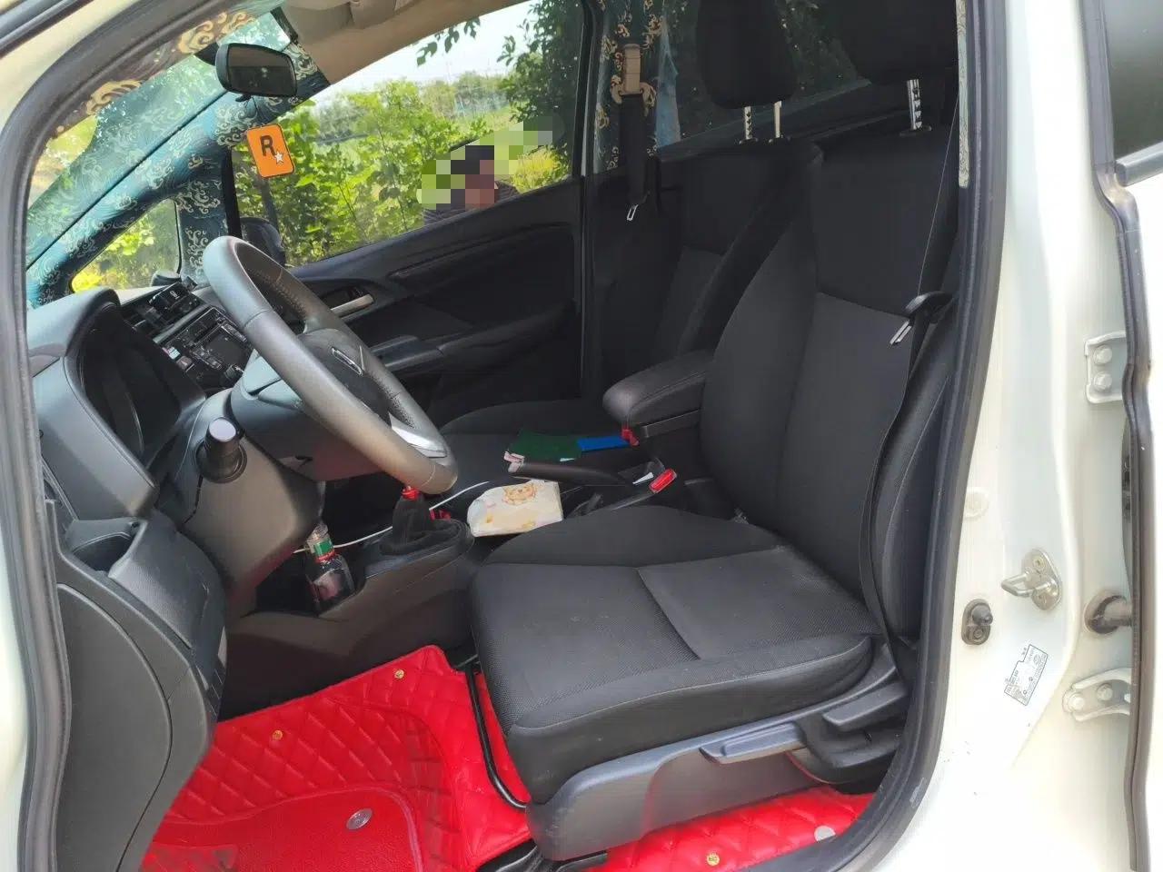 Honda Fit 2018 1.5L Manual Comfort Version — миниатюра 15