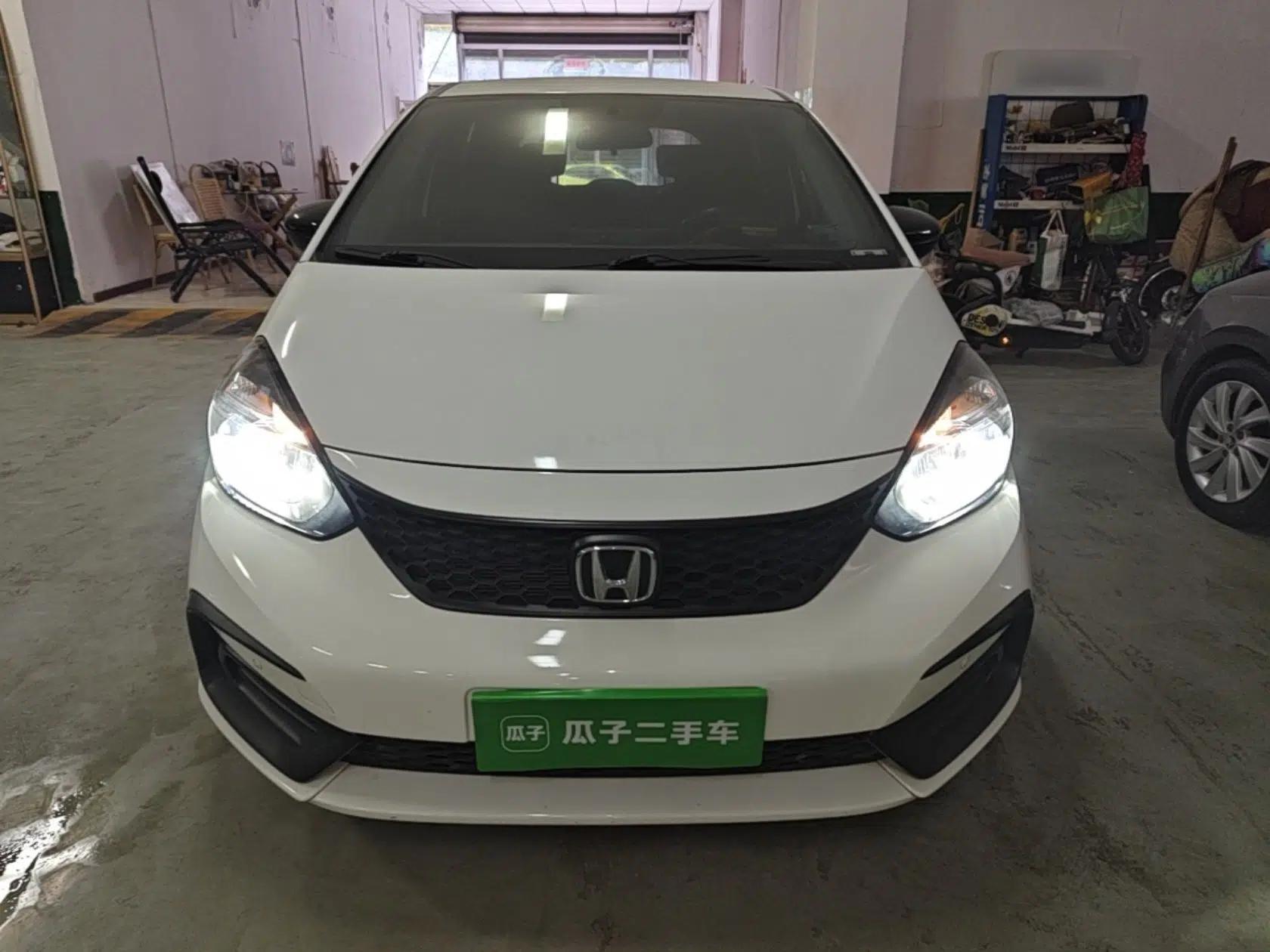 Honda Fit 2021 1.5L CVT Trendy Edition — миниатюра 2