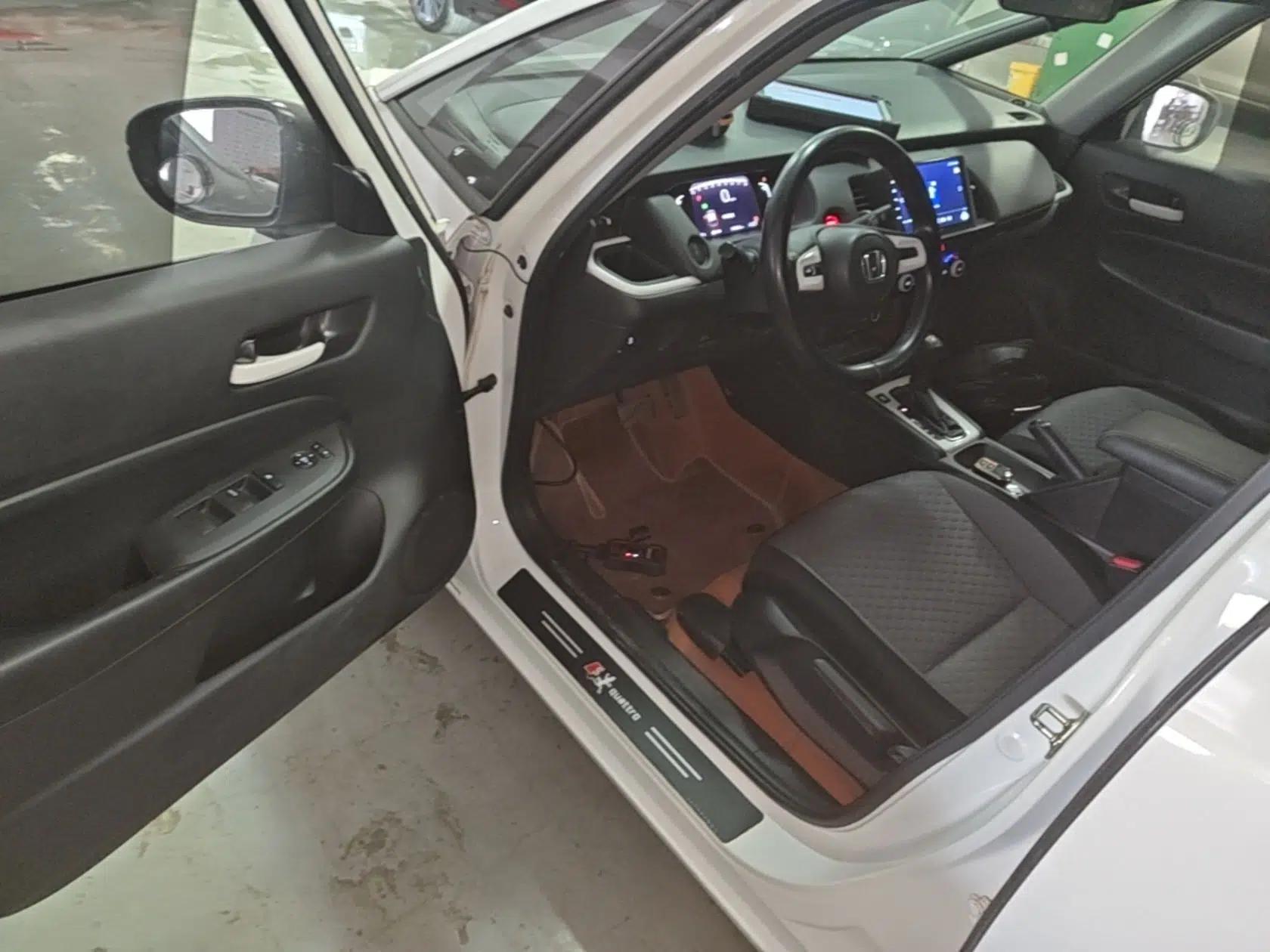 Honda Fit 2021 1.5L CVT Trendy Edition — миниатюра 18