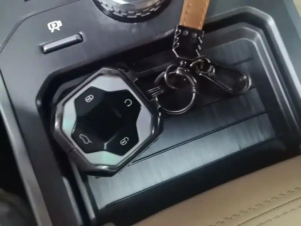 Jetour Traveler 2023 2.0T 4WD Adventure PRO+ — миниатюра 9