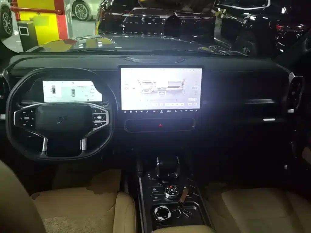 Jetour Traveler 2023 2.0T 4WD Adventure PRO+ — миниатюра 10