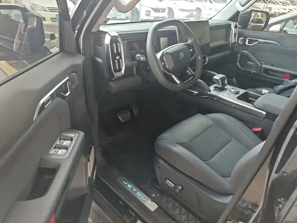 Jetour Traveler 2023 2.0T 4WD Adventure PRO — миниатюра 16