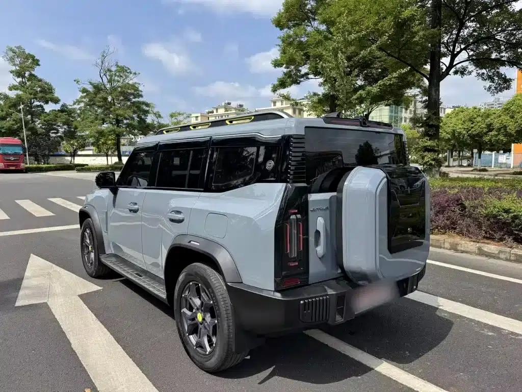 Jetour Traveler 2023 2.0T 4WD Adventure PRO — миниатюра 10