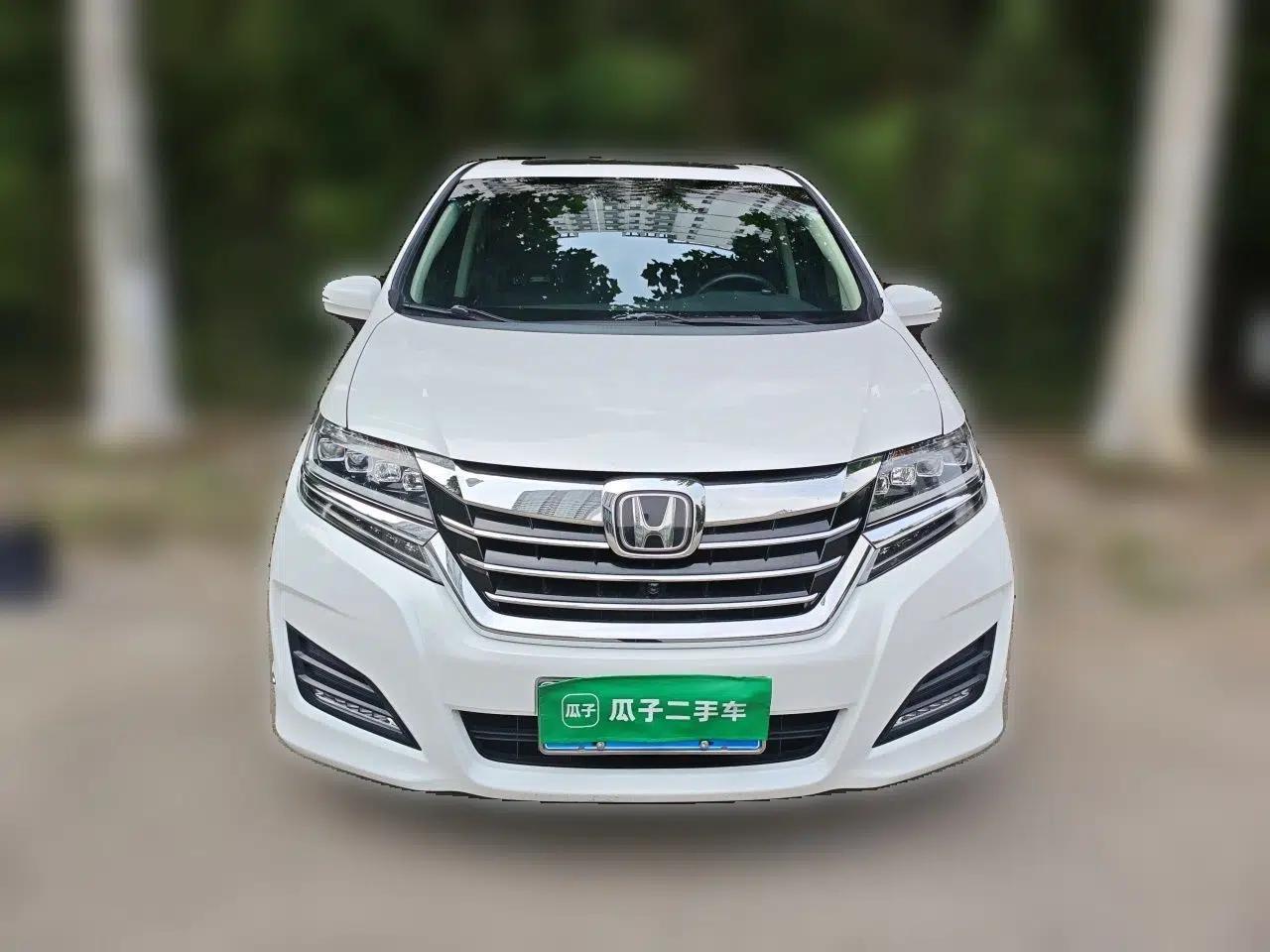 Honda Elysion 2016 2.4L Supreme Edition — миниатюра 2