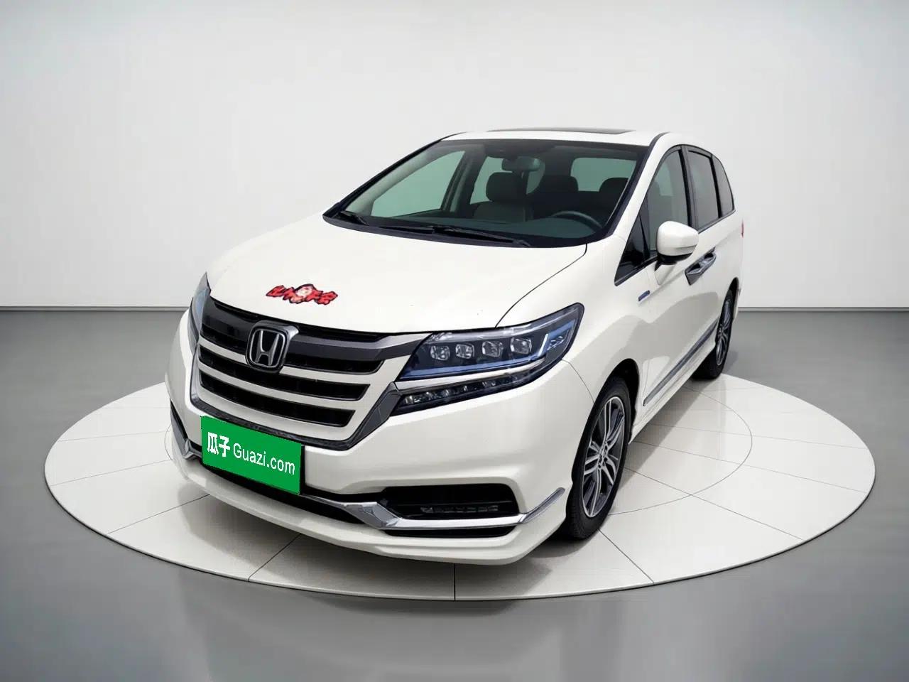 Honda Elysion 2019 2.0L Hybrid Luxury Edition — миниатюра 1