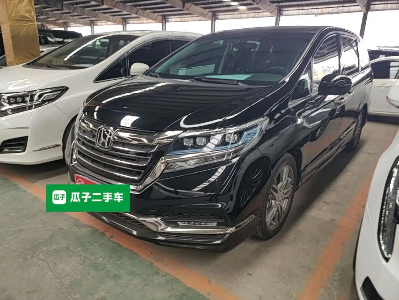 Honda Elysion 2019 2.0L Hybrid Luxury Edition — миниатюра 1
