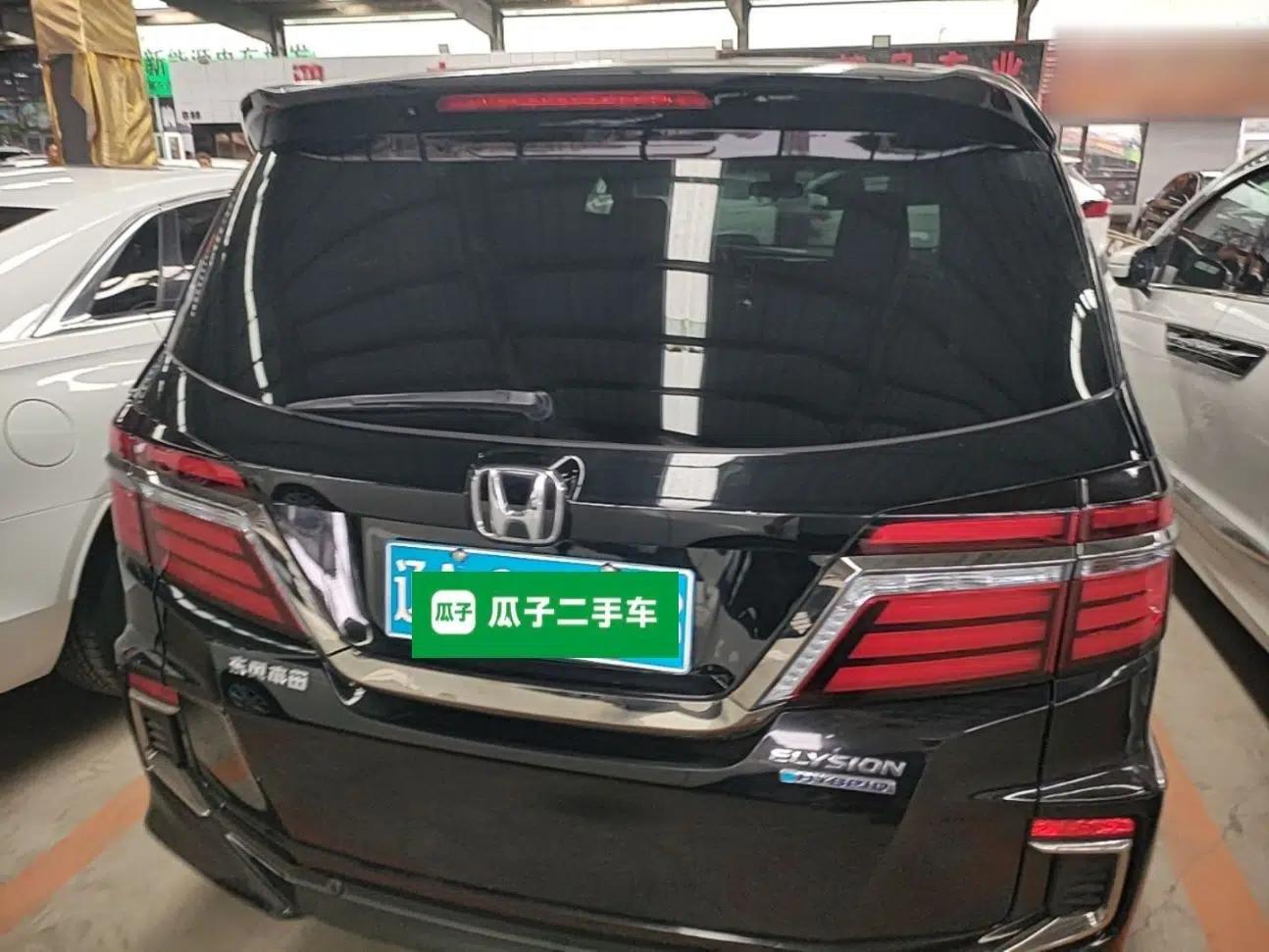 Honda Elysion 2019 2.0L Hybrid Luxury Edition — миниатюра 5