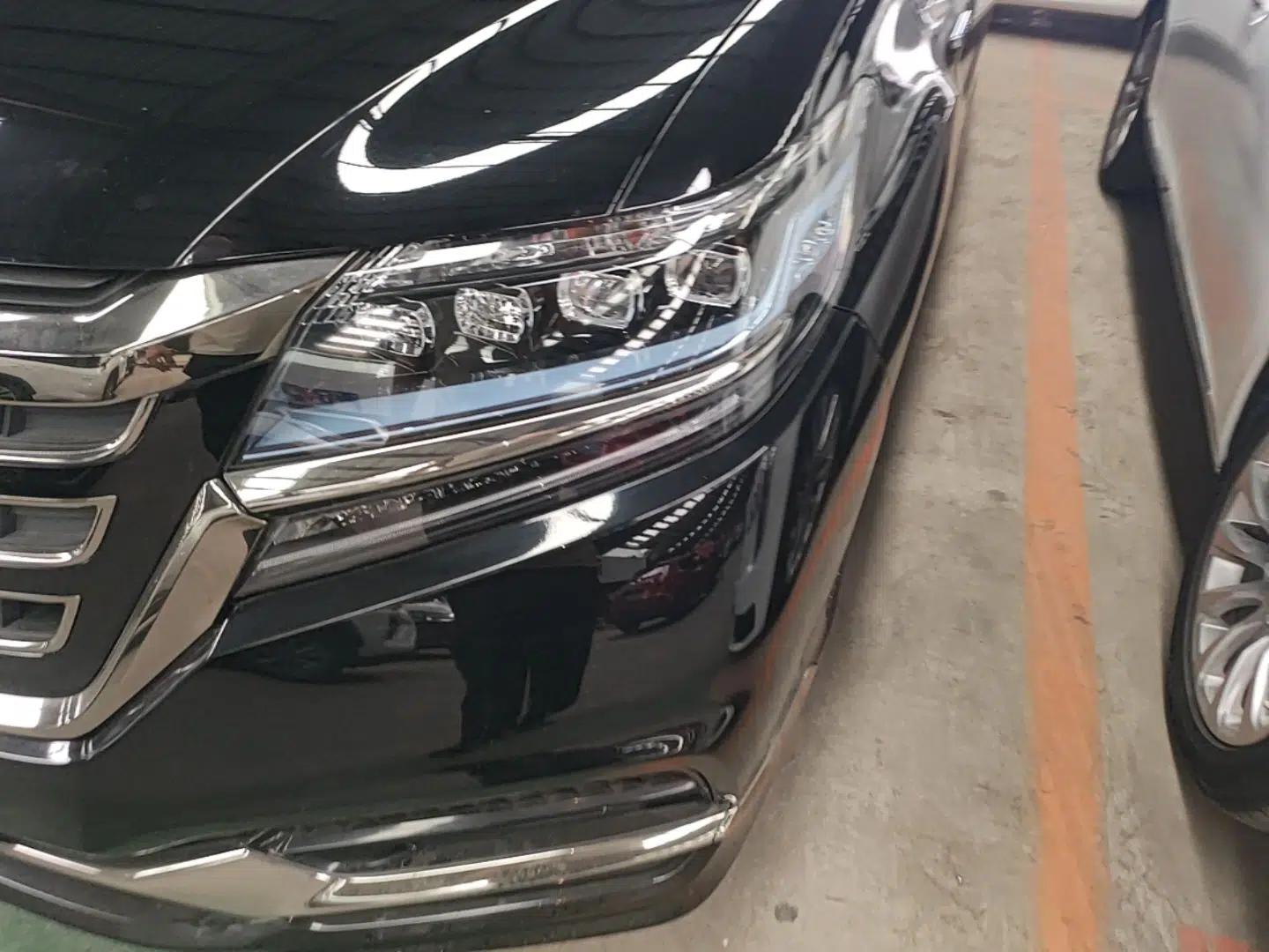 Honda Elysion 2019 2.0L Hybrid Luxury Edition — миниатюра 8