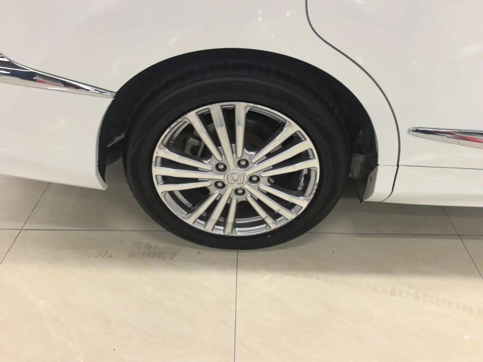 Honda Elysion 2016 2.4L Classic Edition — миниатюра 11
