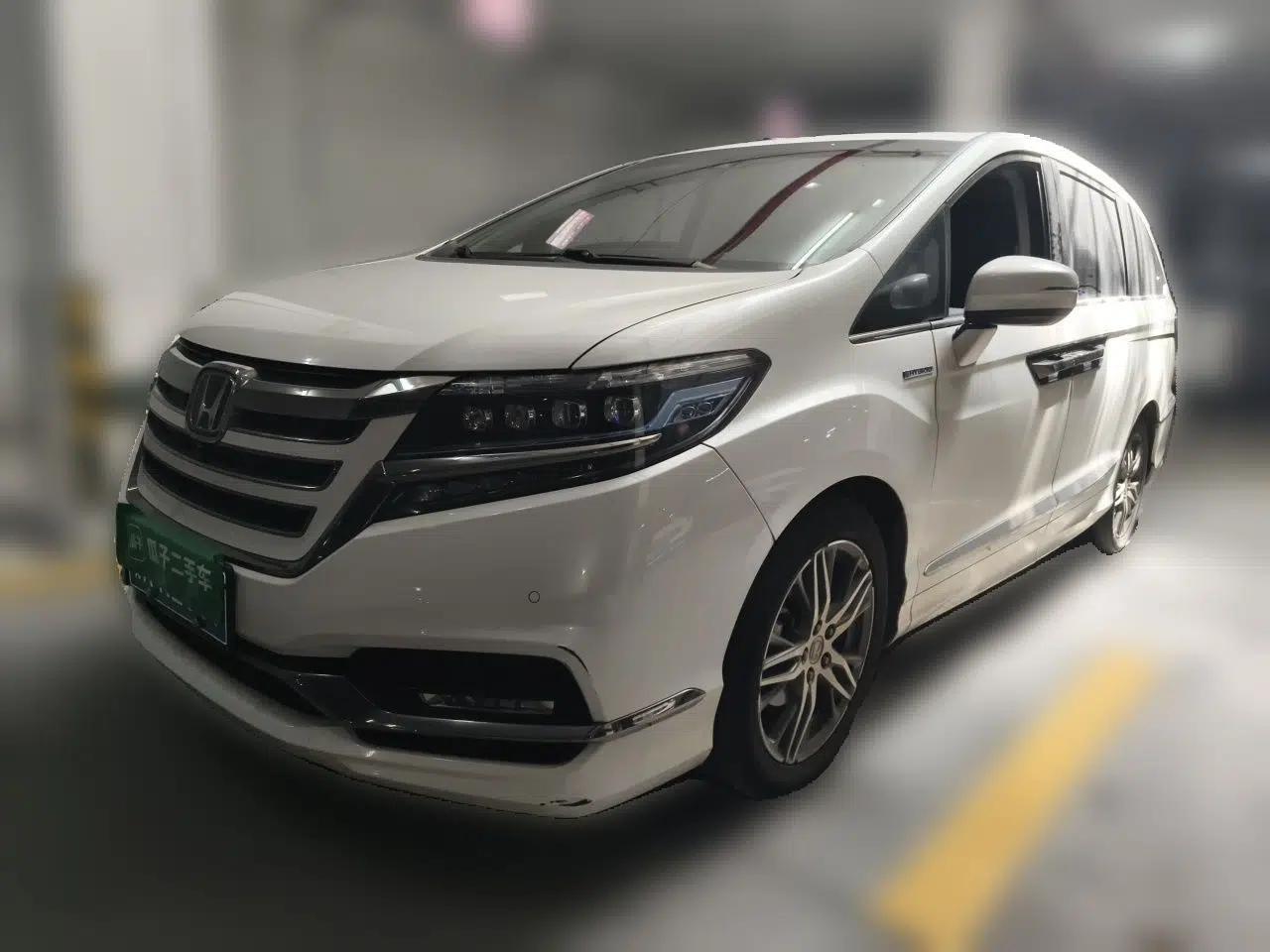 Honda Elysion 2019 2.0L Hybrid Supreme Edition — миниатюра 1