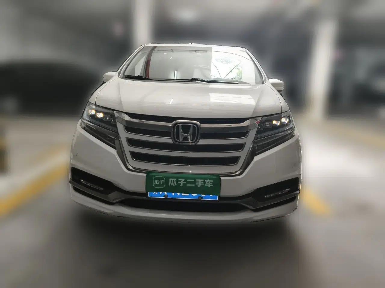 Honda Elysion 2019 2.0L Hybrid Supreme Edition — миниатюра 2
