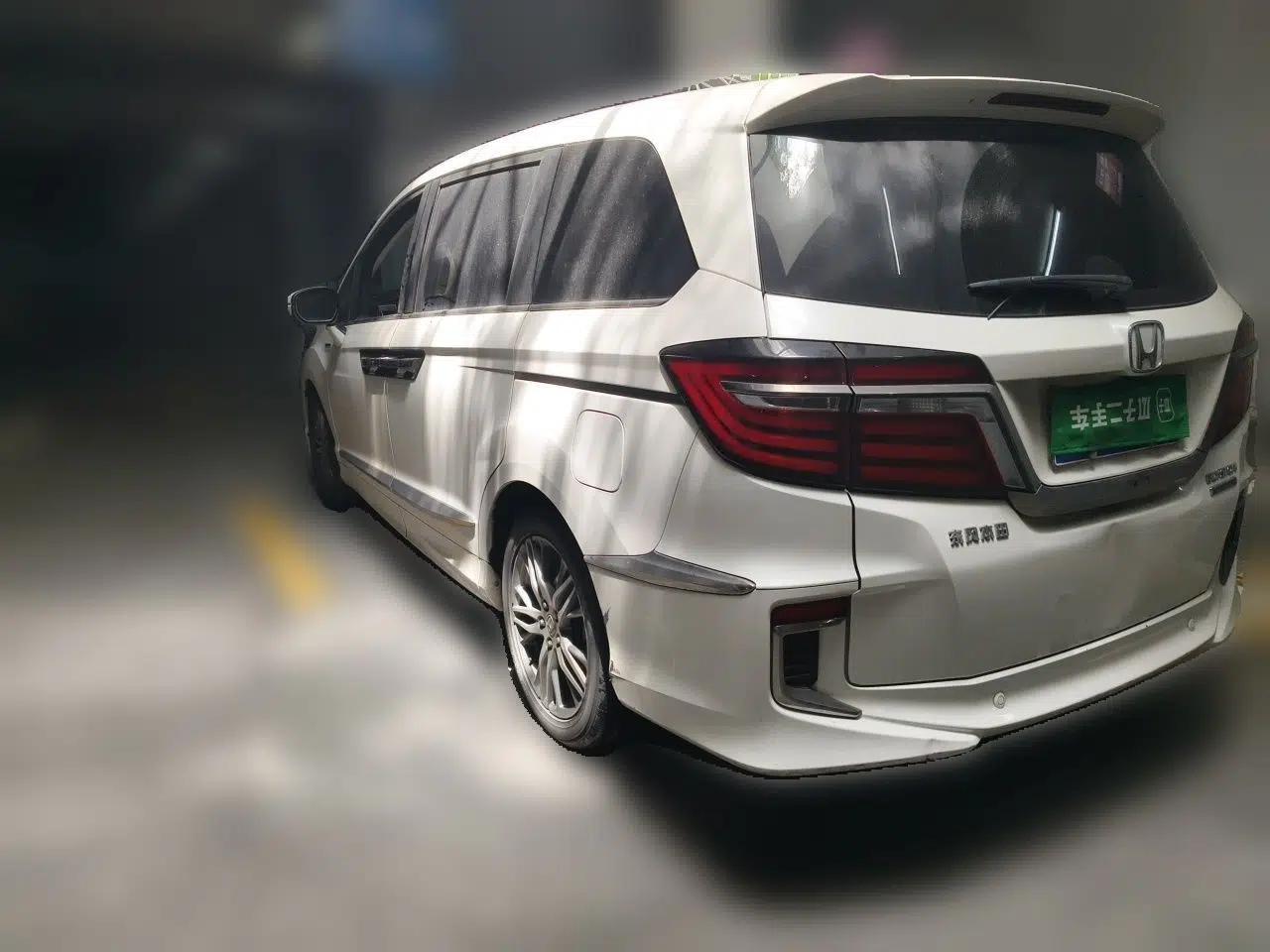 Honda Elysion 2019 2.0L Hybrid Supreme Edition — миниатюра 4