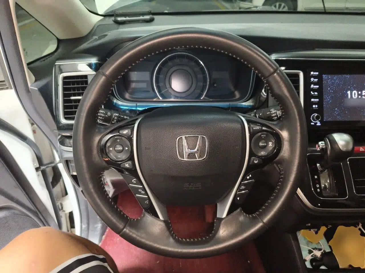 Honda Elysion 2019 2.0L Hybrid Supreme Edition — миниатюра 10