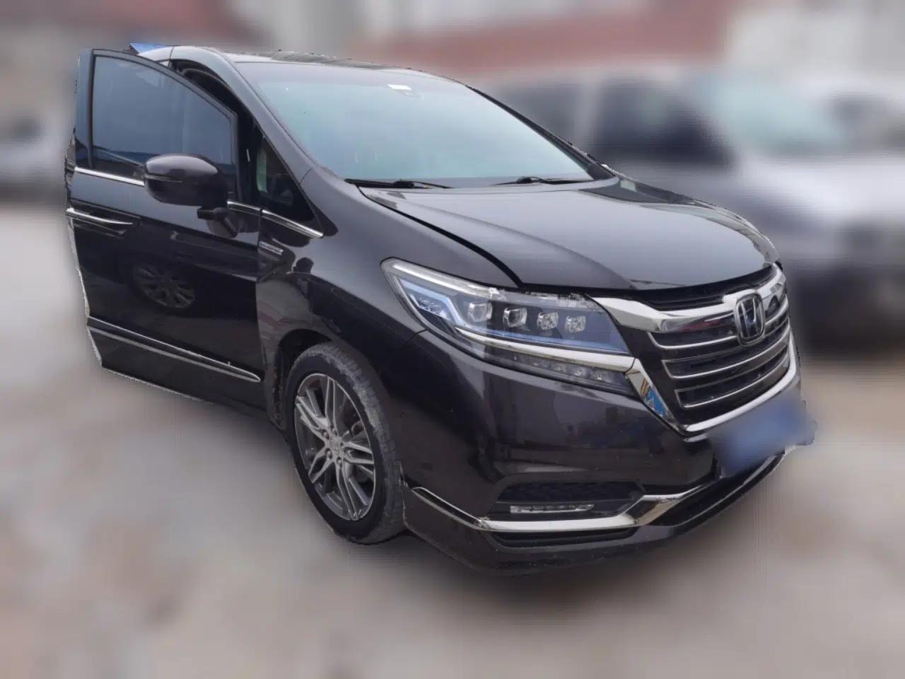 Honda Elysion 2019 2.0L Hybrid Luxury Edition — миниатюра 3