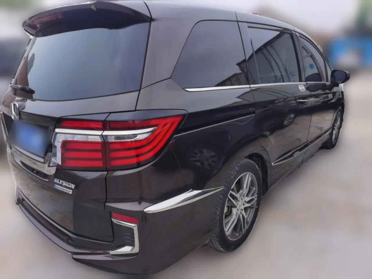 Honda Elysion 2019 2.0L Hybrid Luxury Edition — миниатюра 6