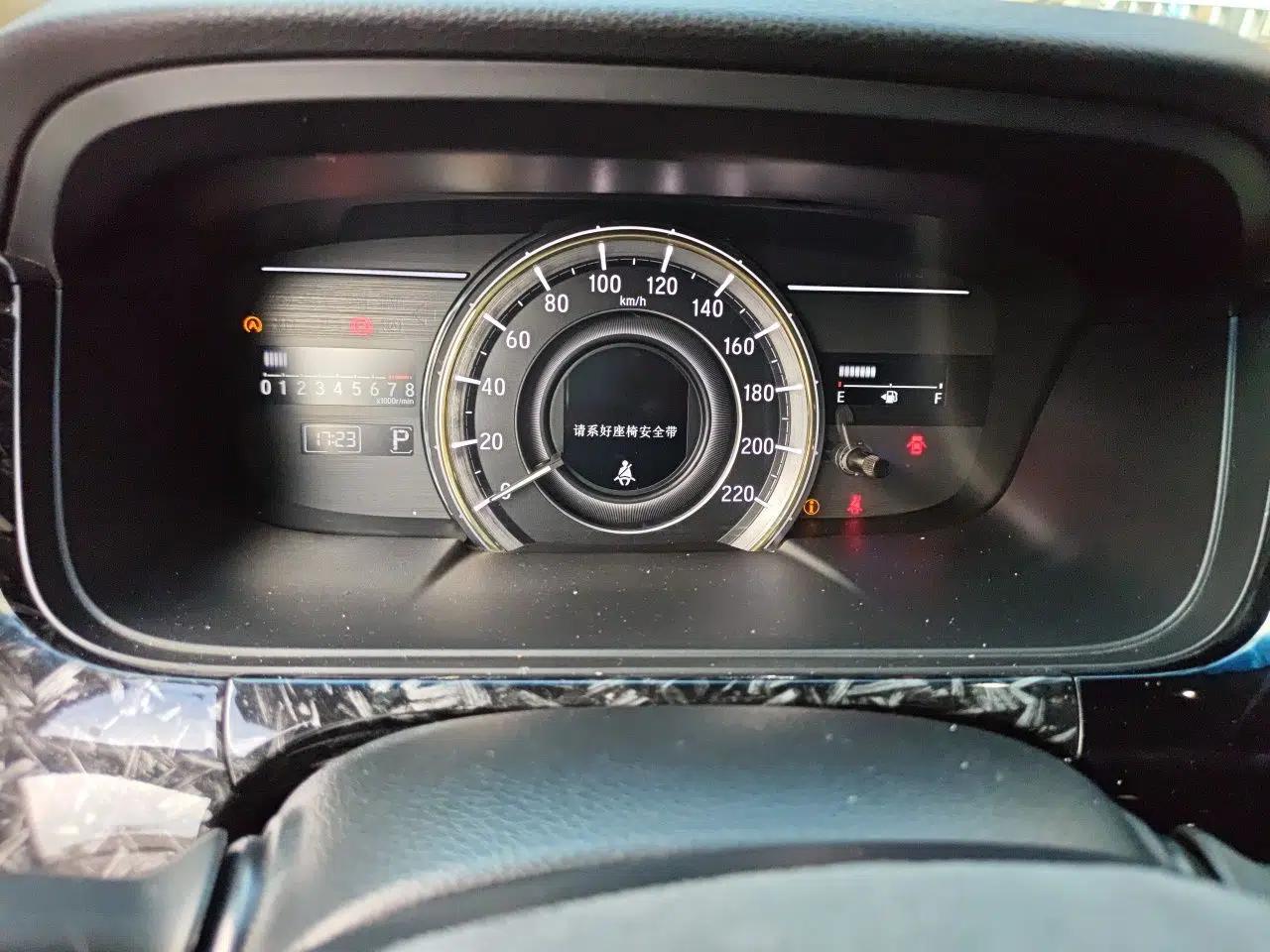 Honda Elysion 2016 2.4L Supreme Edition — миниатюра 11