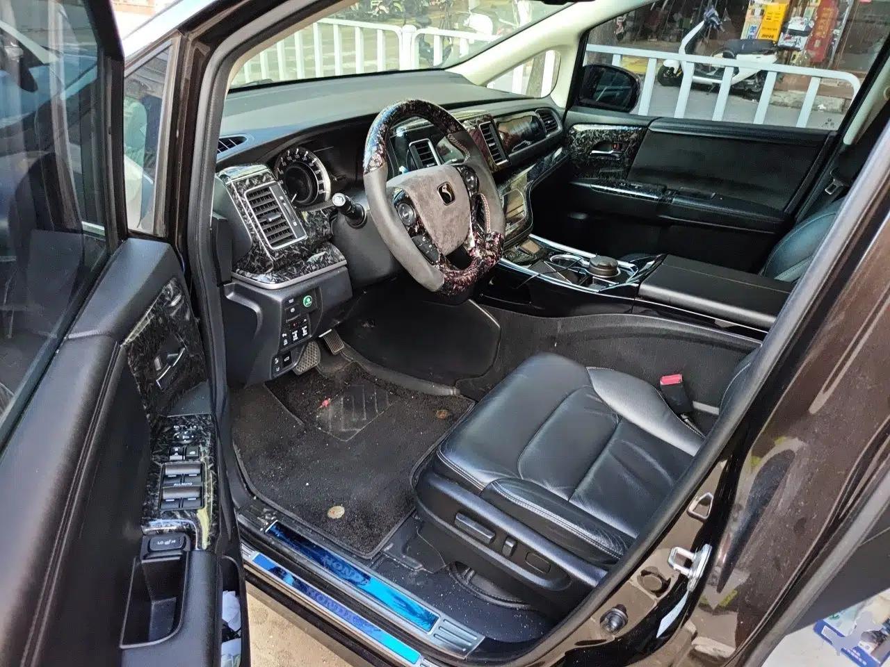 Honda Elysion 2016 2.4L Supreme Edition — миниатюра 16