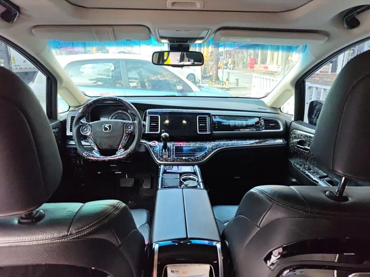 Honda Elysion 2016 2.4L Supreme Edition — миниатюра 18
