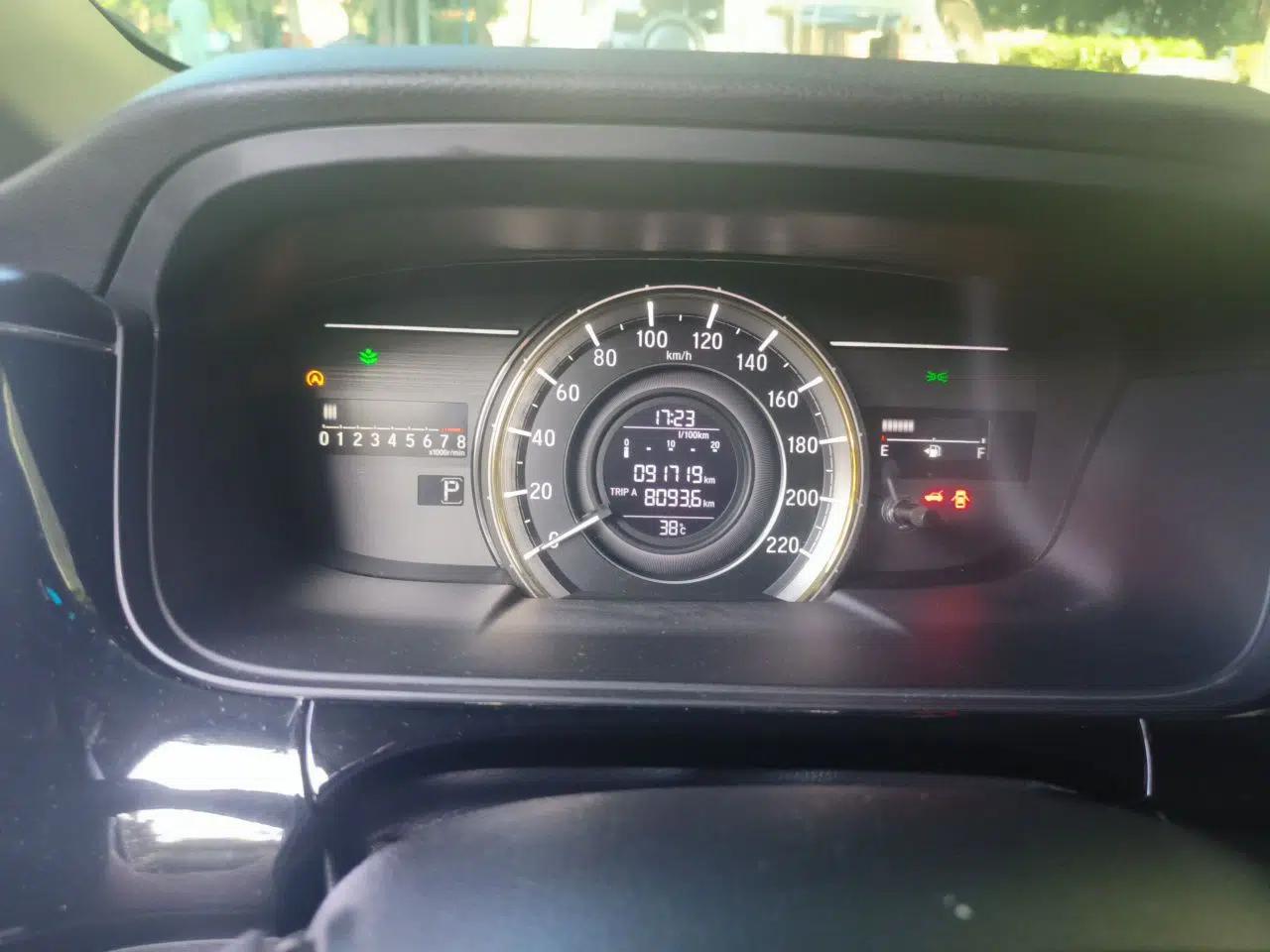 Honda Elysion 2016 2.4L Style Edition — миниатюра 11