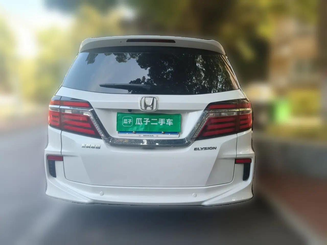 Honda Elysion 2016 2.4L Style Edition — миниатюра 5