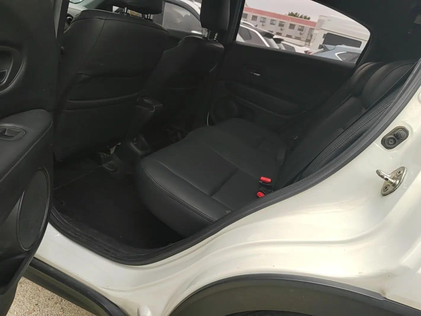 Honda XR-V 2015 1.5L LXi CVT Classic Edition — миниатюра 20