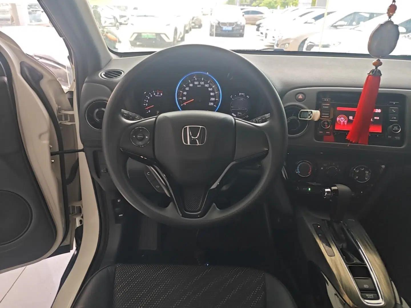 Honda XR-V 2017 1.5L LXi CVT Classic Edition — миниатюра 13