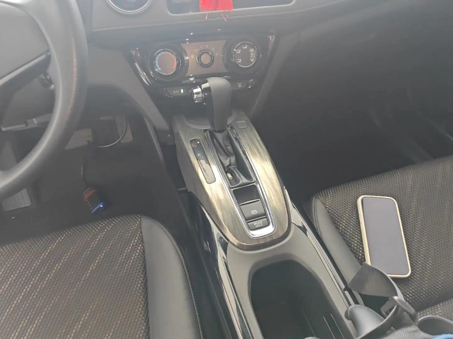Honda XR-V 2017 1.5L LXi CVT Classic Edition — миниатюра 16