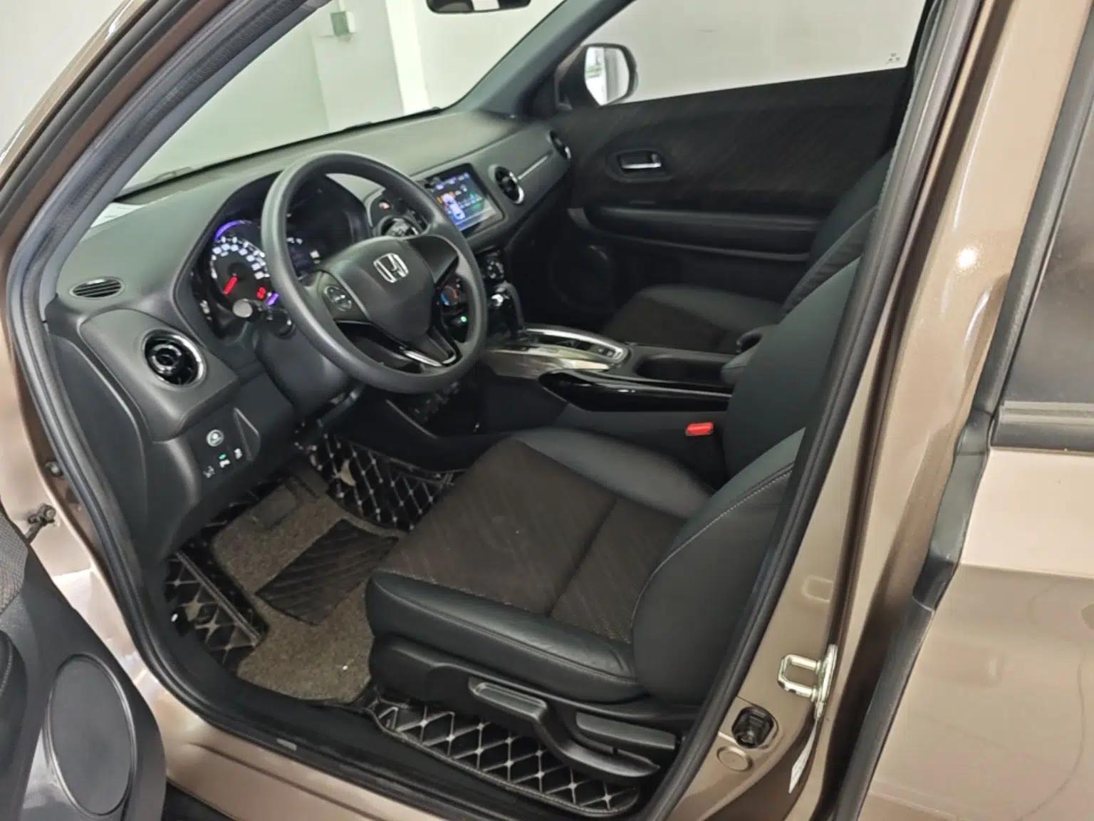 Honda XR-V 2017 1.5L LXi CVT Classic Edition — миниатюра 17