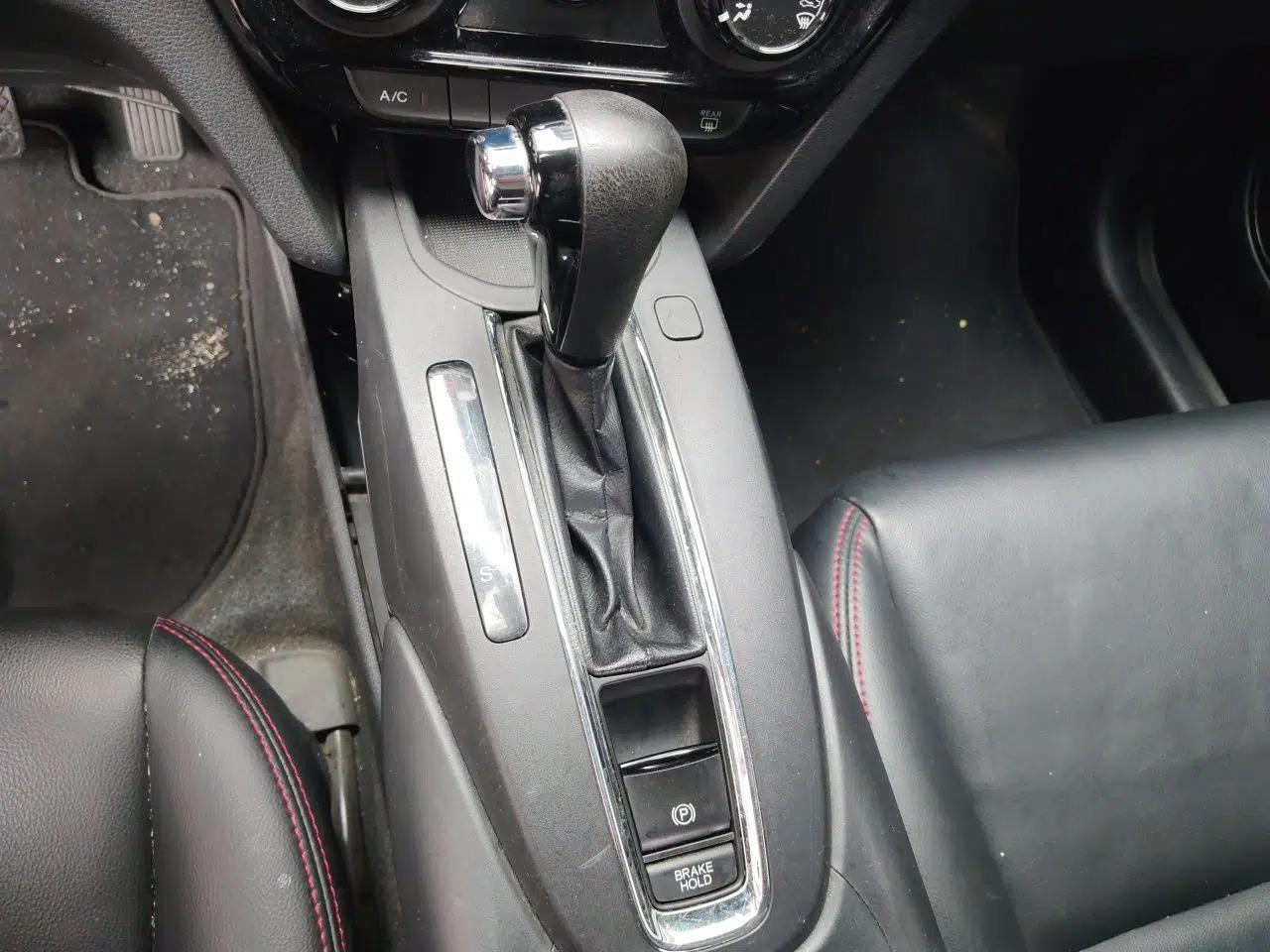Honda XR-V 2015 1.5L LXi CVT Classic Edition — миниатюра 14