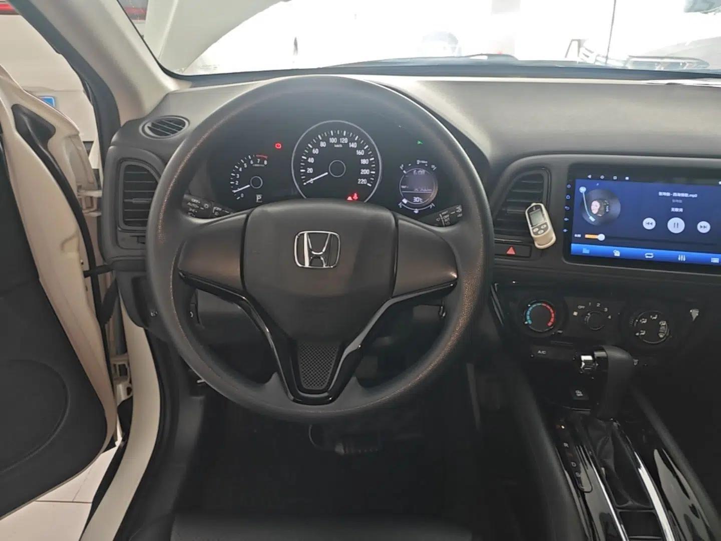 Honda Vezel 2020 1.5L CVT Elite Edition — миниатюра 18