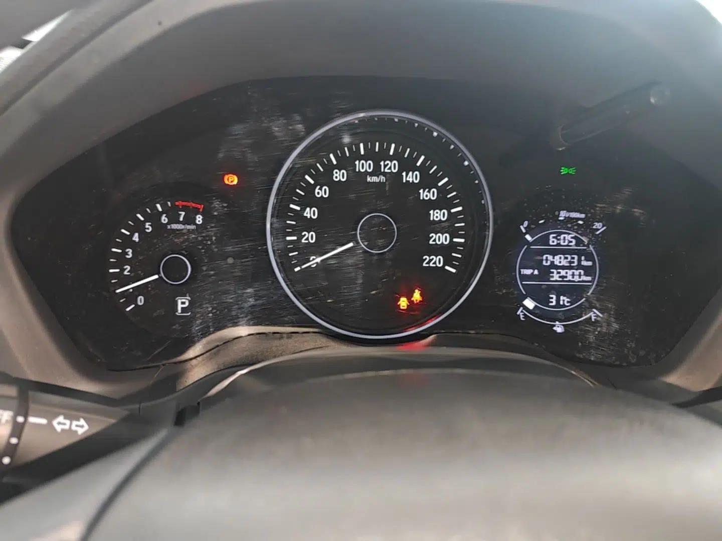Honda Vezel 2020 1.5L CVT Elite Edition — миниатюра 19