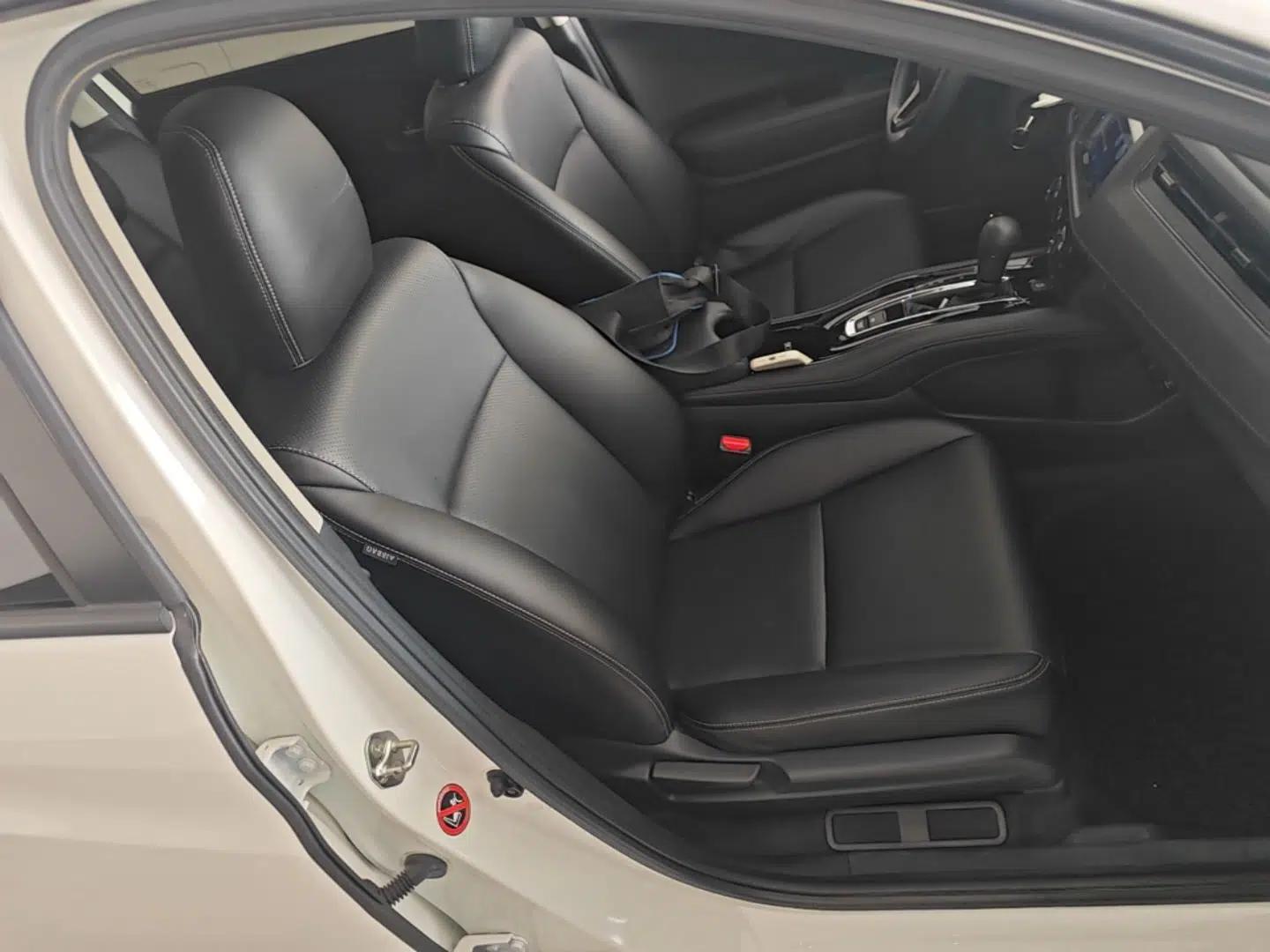 Honda Vezel 2020 1.5L CVT Elite Edition — миниатюра 24