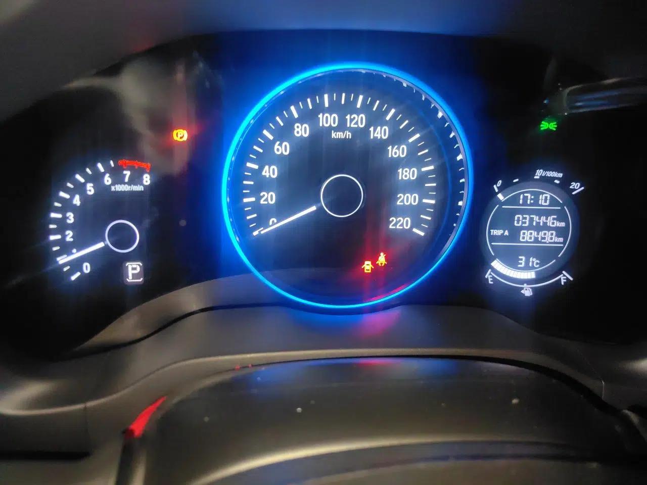 Honda Vezel 2020 1.5L CVT Pioneer Edition — миниатюра 11