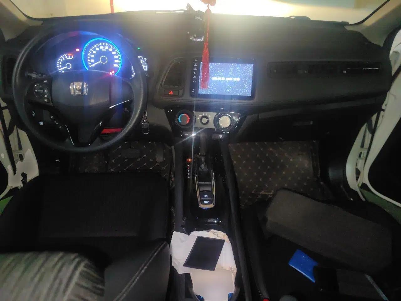 Honda Vezel 2020 1.5L CVT Pioneer Edition — миниатюра 9