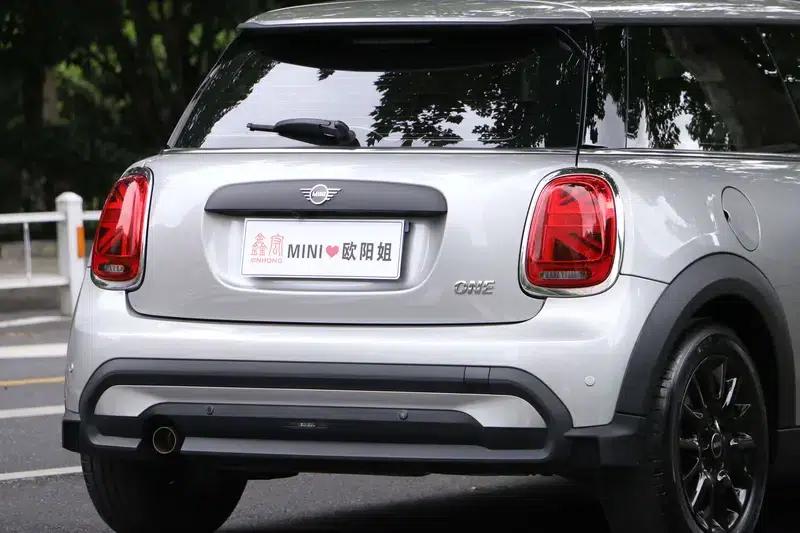 2023 MINI 1.5T ONE — миниатюра 16