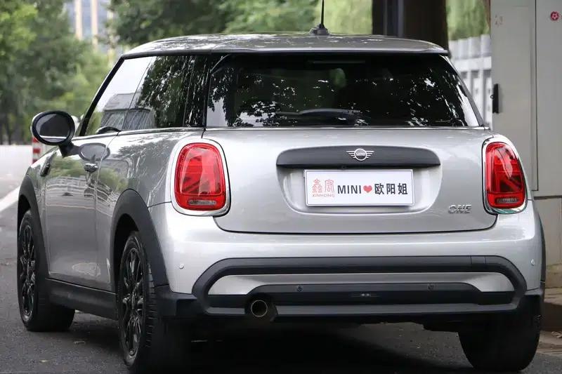2023 MINI 1.5T ONE — миниатюра 3