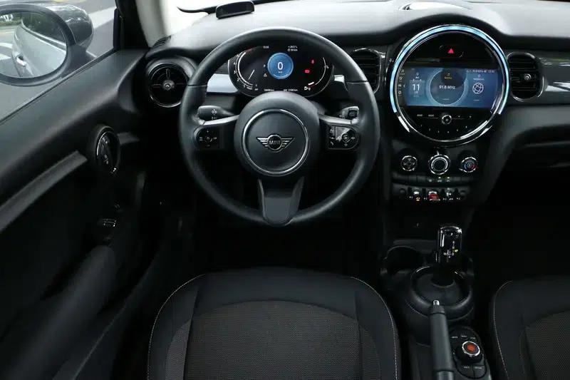 2023 MINI 1.5T ONE — миниатюра 21