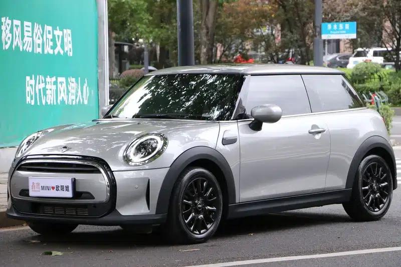 2023 MINI 1.5T ONE — миниатюра 9