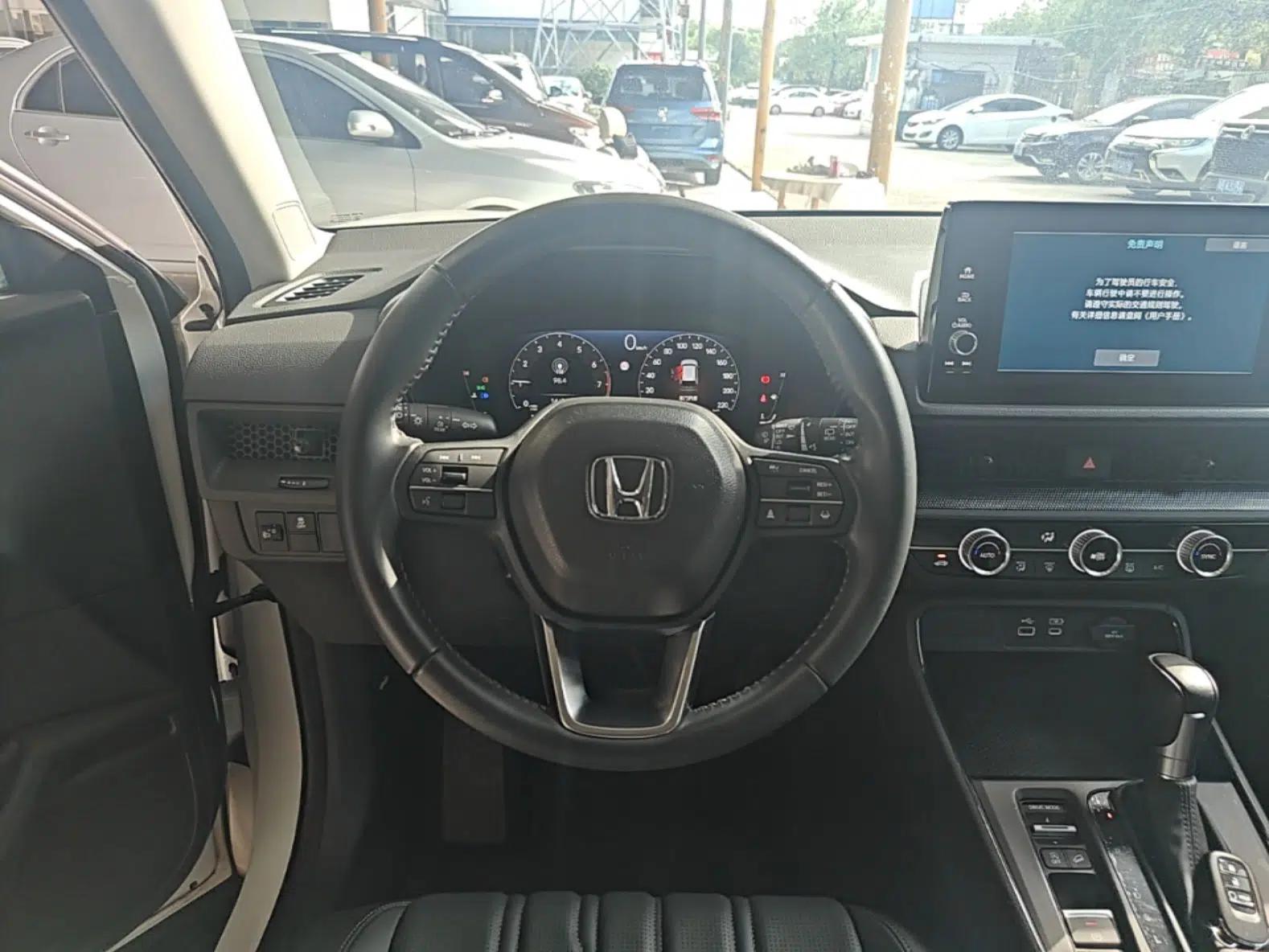 Honda Breeze 2023 240TURBO Two-Wheel-Drive Luxury Edition 5 Seats — миниатюра 13