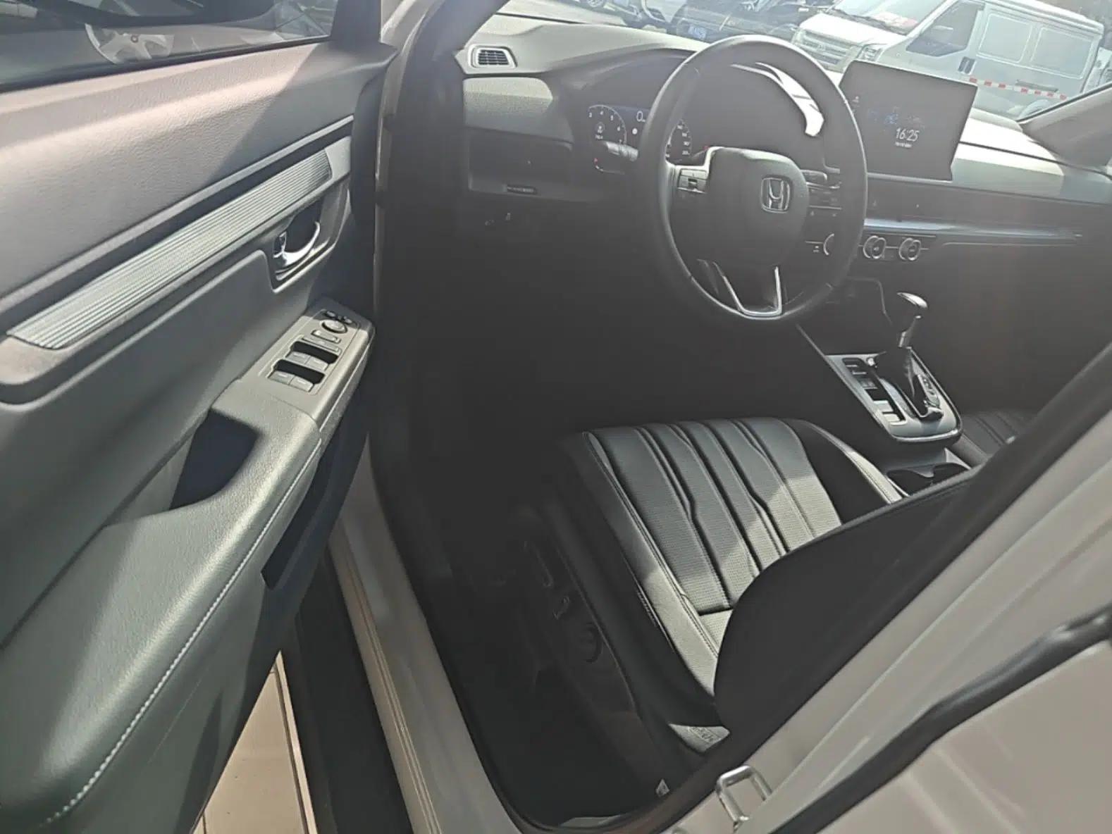 Honda Breeze 2023 240TURBO Two-Wheel-Drive Luxury Edition 5 Seats — миниатюра 18