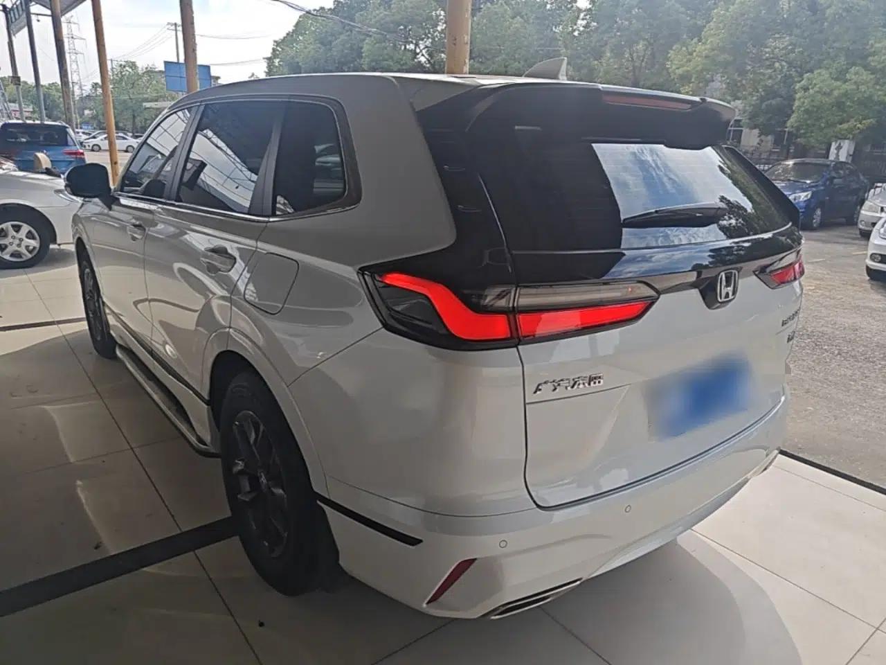 Honda Breeze 2023 240TURBO Two-Wheel-Drive Luxury Edition 5 Seats — миниатюра 4
