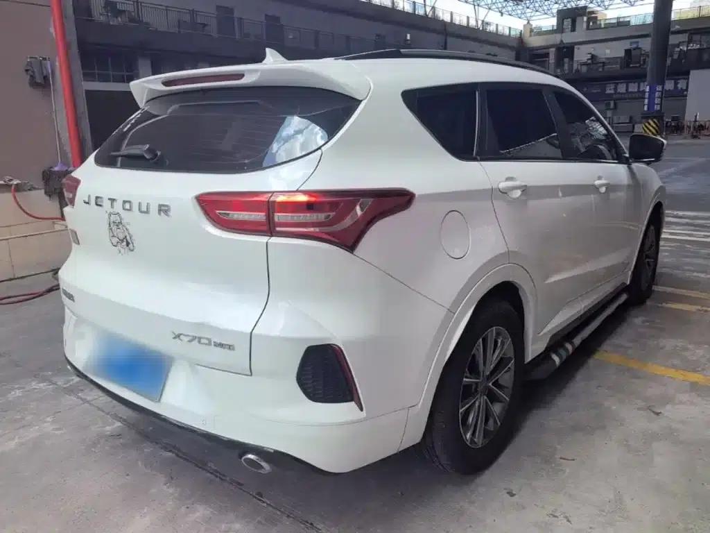 Jetour X70 2020 1.5T Manual Comfort Edition 5-seater — миниатюра 7