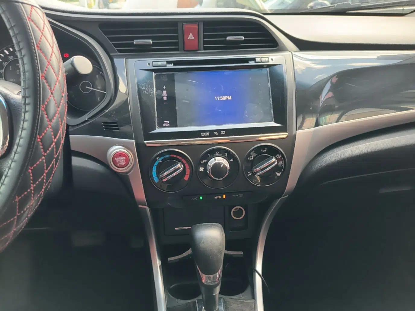 Honda Crider 2015 1.8L automatic luxury edition — миниатюра 15