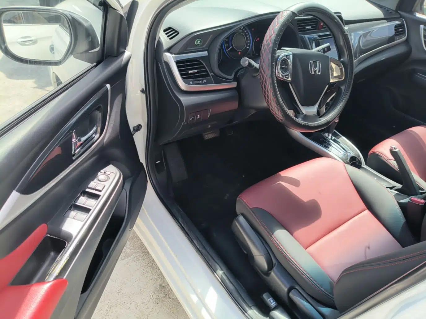 Honda Crider 2015 1.8L automatic luxury edition — миниатюра 18