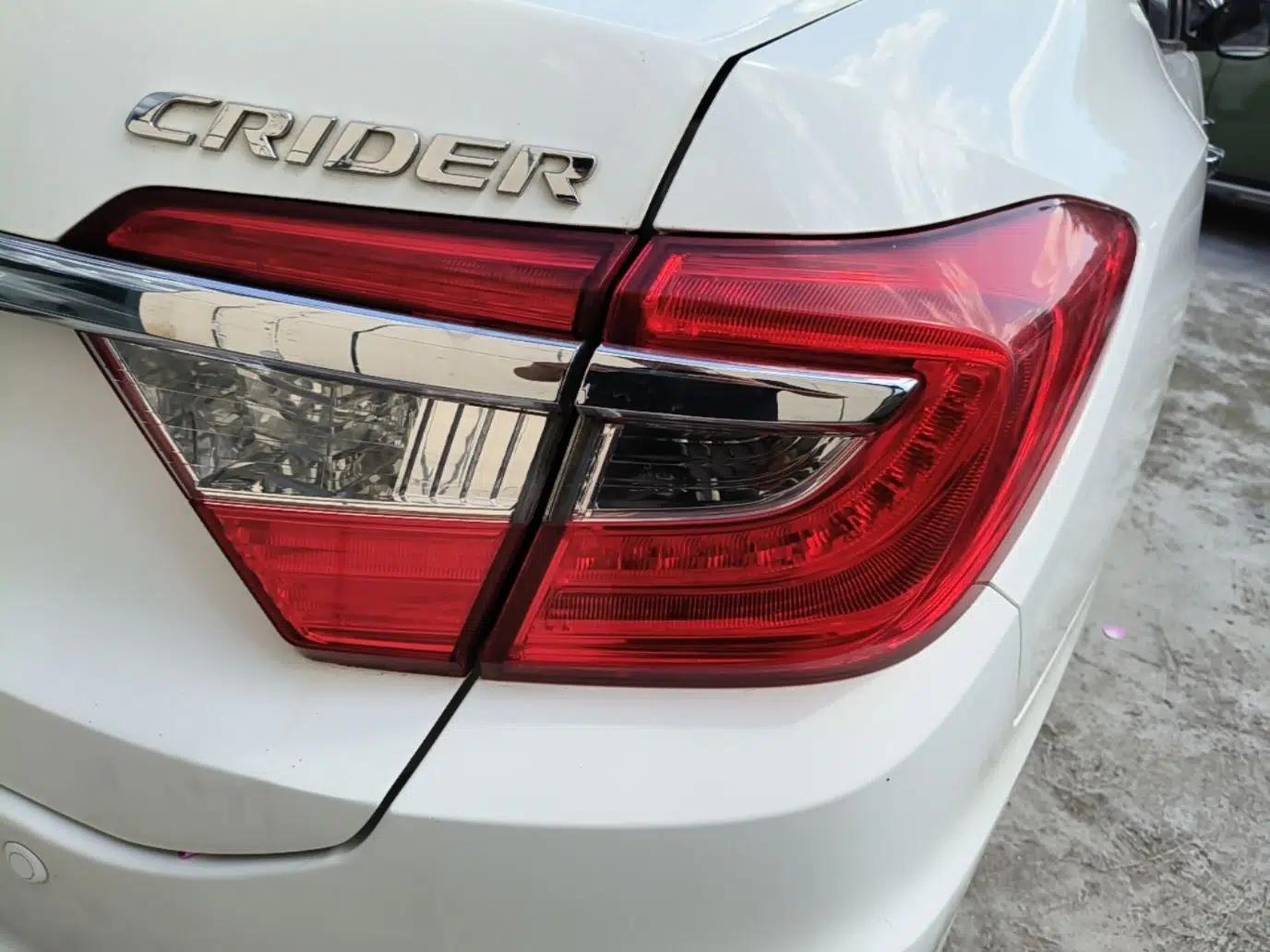 Honda Crider 2015 1.8L automatic luxury edition — миниатюра 9