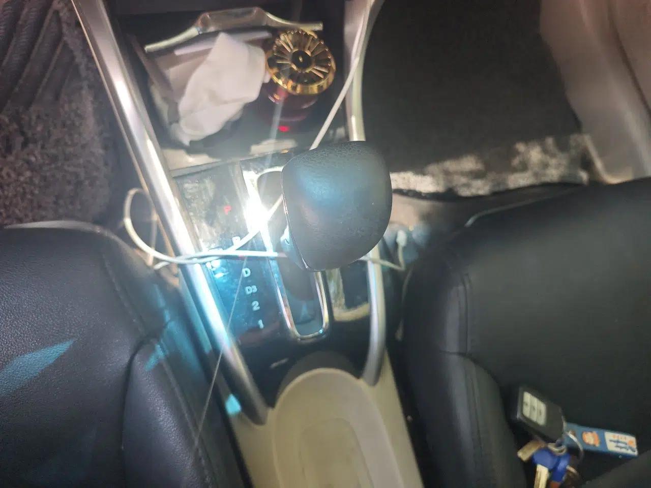 Honda Crider 2013 1.8L automatic luxury edition — миниатюра 14